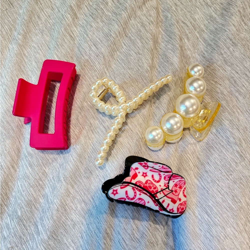 Hair clips